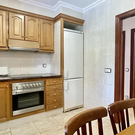 Apartment In L'Escala Near Sandy Beach *