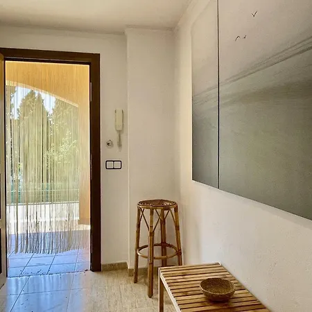 Apartment In L'Escala Near Sandy Beach Appartement L' Escala